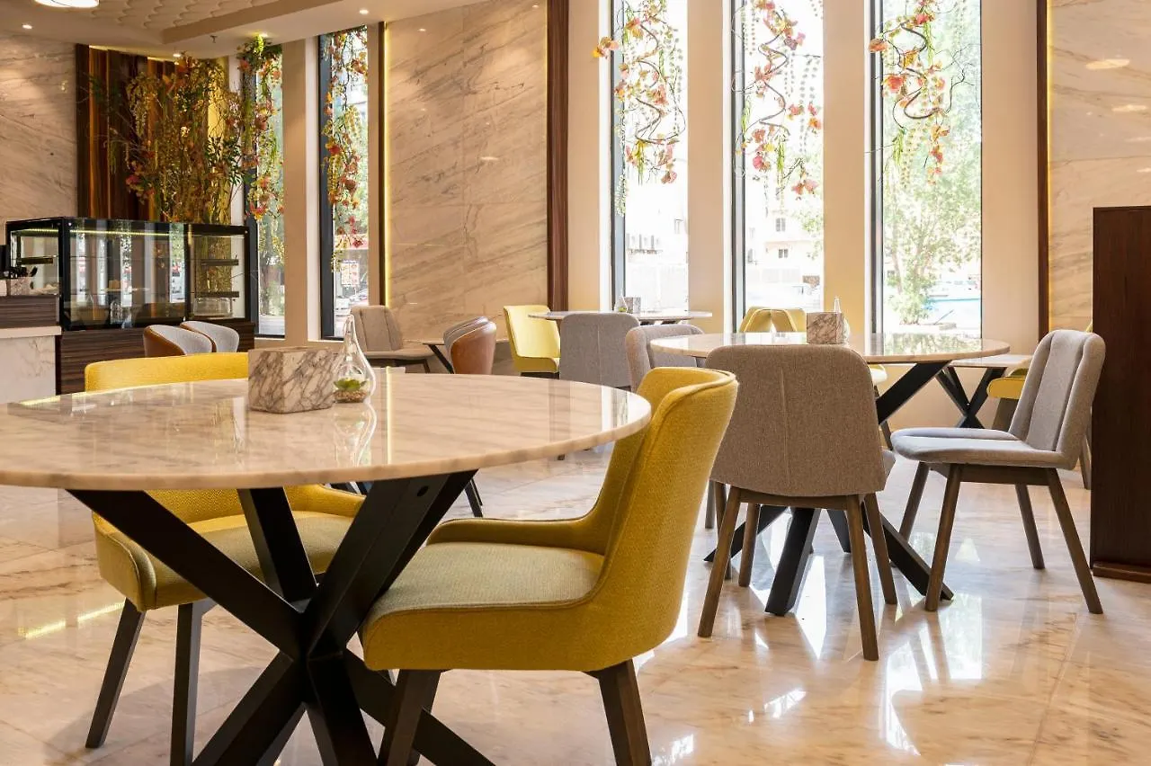 Seasons Park- Mawasim Al Hay At Hotel 吉达