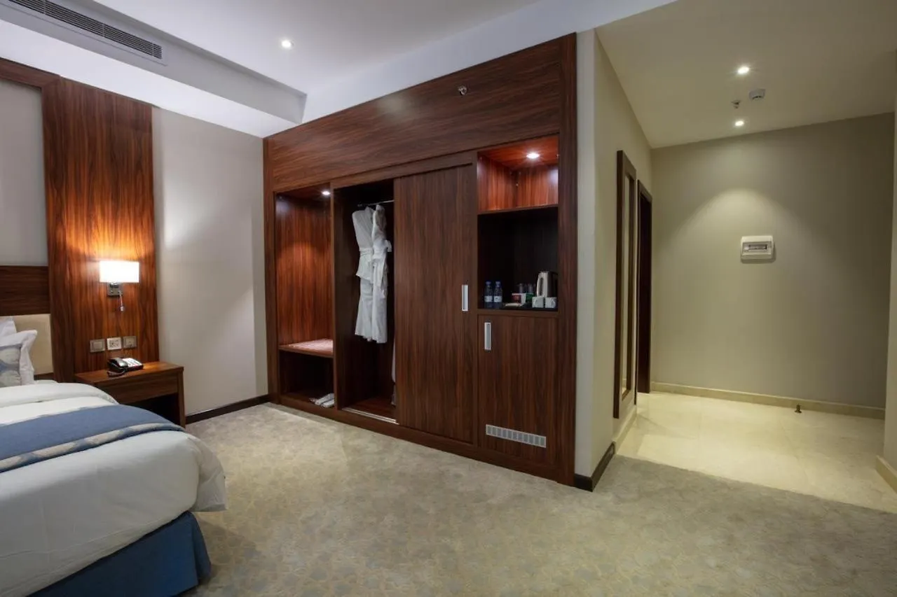 Seasons Park- Mawasim Al Hay At Hotel Djedda